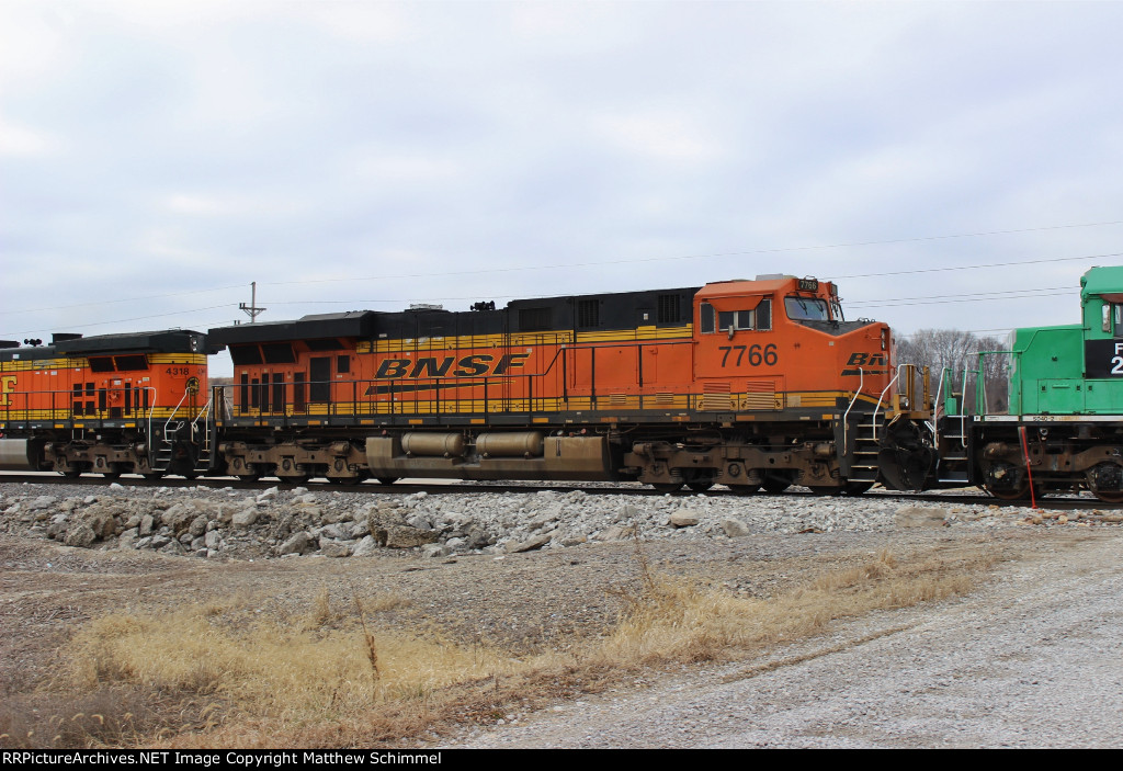BNSF 7766